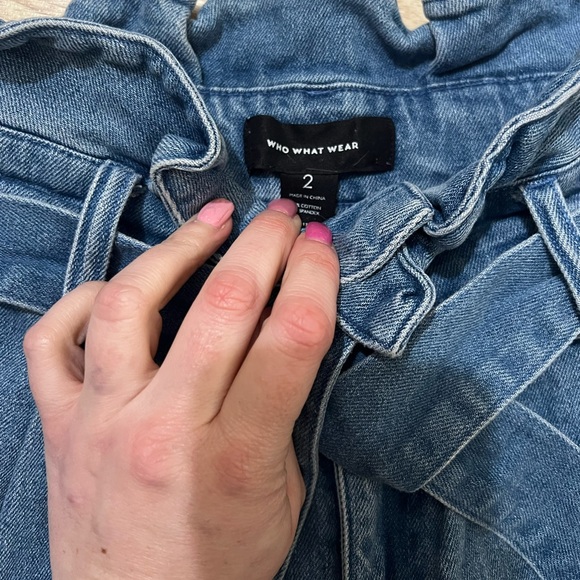 Who What Wear Paper Bag Waist Jeans Tapered Leg Tie Belt Light Wash Size 2 - Picture 4 of 5